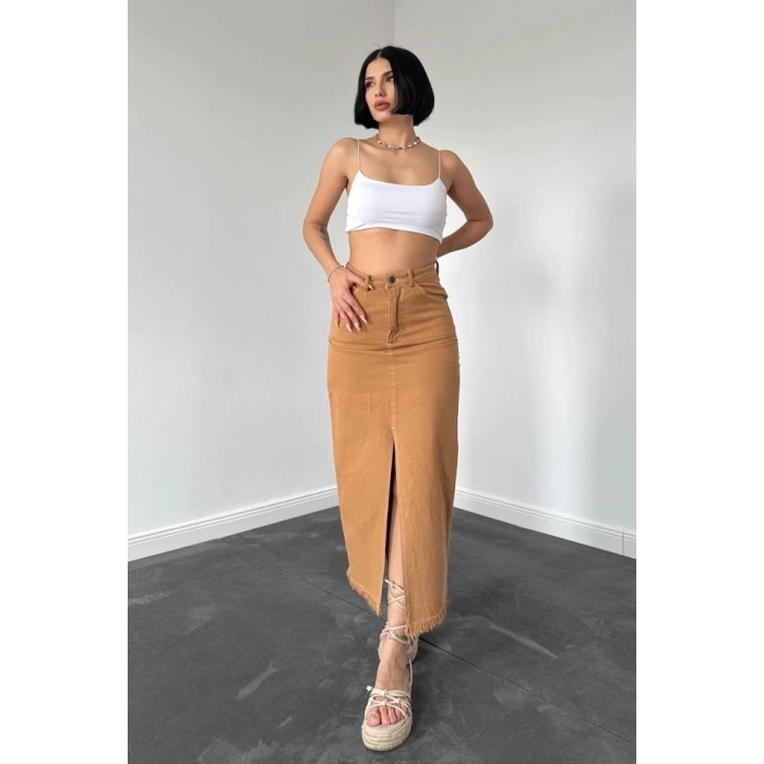 Camel Gabardin Boyamalı Püsküllü Etek