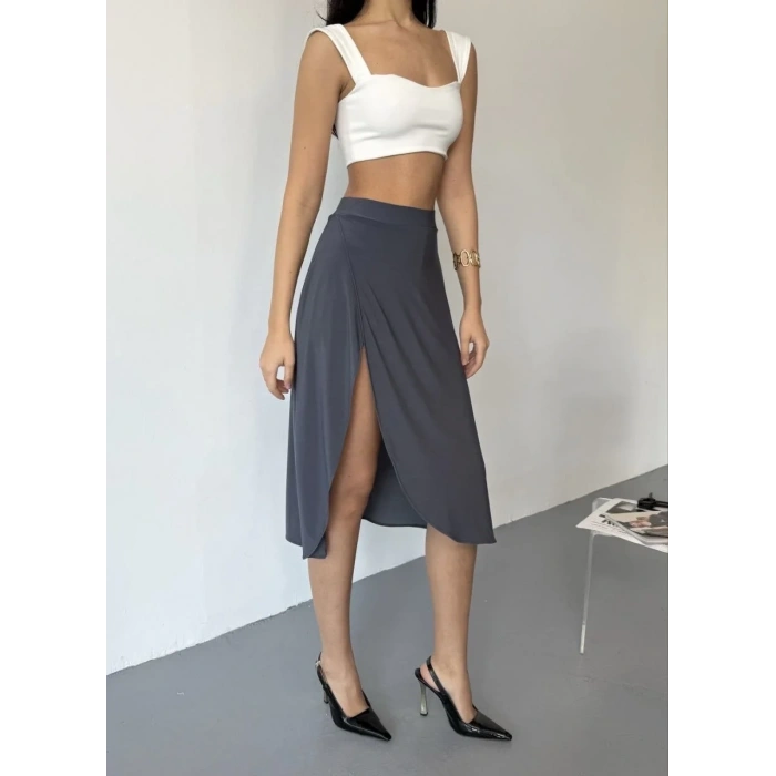 Cepli Şortlu Yırtmaçlı Etek - Siyah