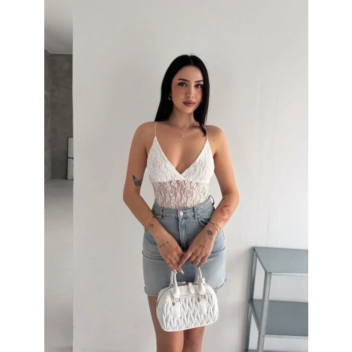 Dantel Detaylı Derin Dekolte Body Şık Kolsuz Yazlık Bodysuit - Beyaz