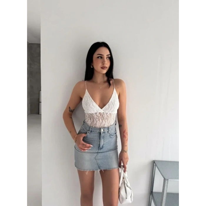 Dantel Detaylı Derin Dekolte Body Şık Kolsuz Yazlık Bodysuit - Beyaz