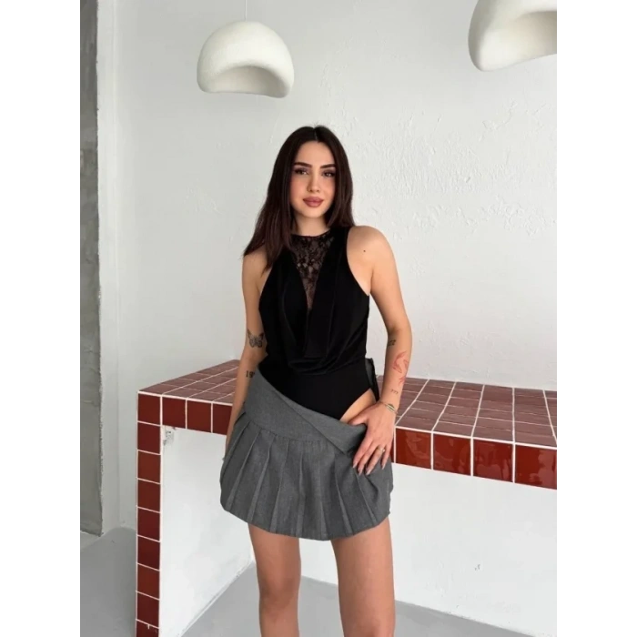 Dantel Detaylı Derin Dekolte Body Şık Kolsuz Yazlık Bodysuit - Siyah