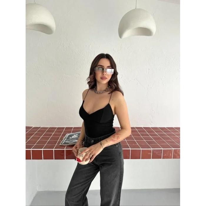 Derin Dekolte Askılı Body Sırt Dekolteli Şık Kolsuz Yazlık Bodysuit - Siyah
