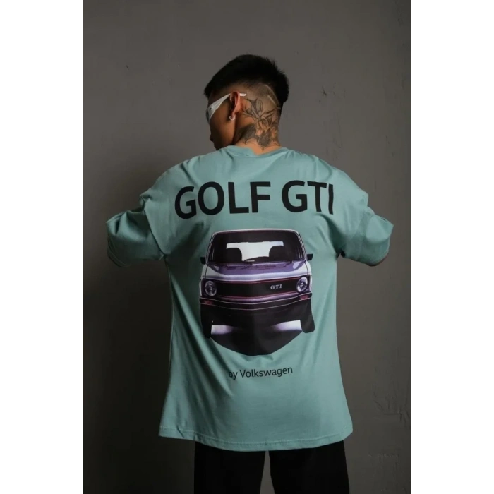 Erkek Oversize Baskılı Tişört – Golf GTI Retro Araba Desenli, Ön - Arka Dijital Baskı, Sokak Modası Stil - Mint Yeşili
