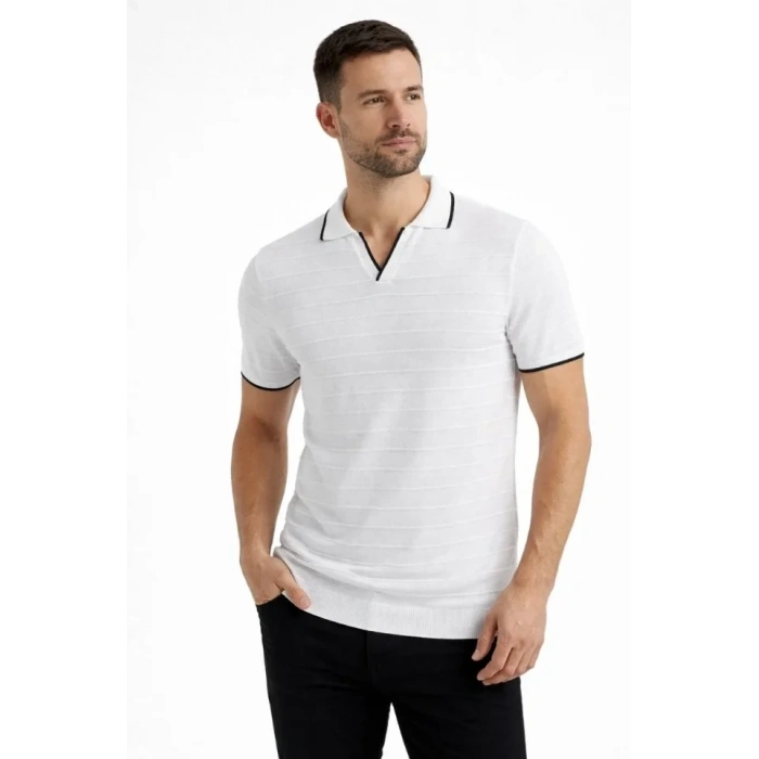 Erkek Triko Kumaş Yakalı Düğmesiz Açık Yaka Fitilli Kısa Kollu Regular Fit Tişört T-shirt - Beyaz