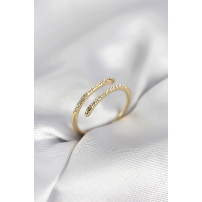 Gold Renk Yılan Kuyruk Model Zirkon Taşlı Kadın Yüzük