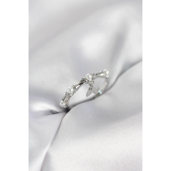 Gümüş Renk Sallantılı Kemik Model Kadın Yüzük