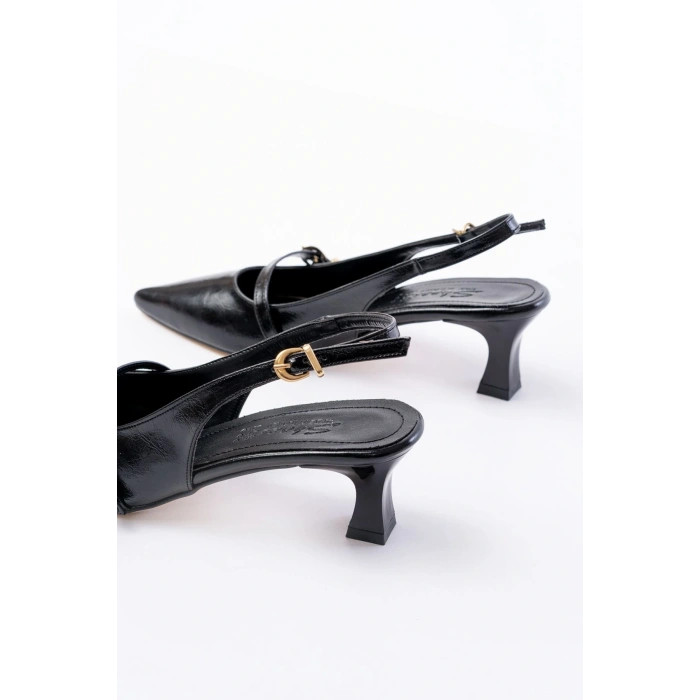 H-470 Siyah Rugan Baret Tokalı Arkası Açık Günlük Kadın Sandalet