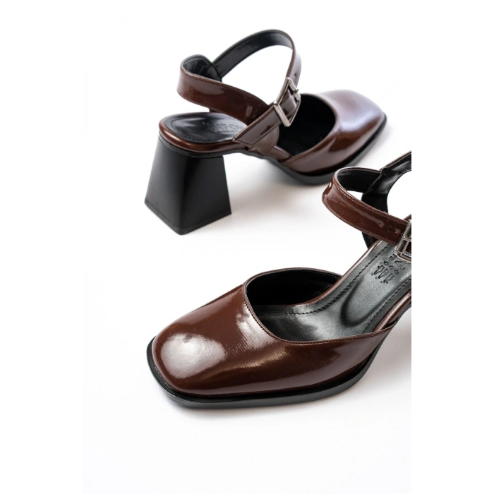 İNF-40450 Kahve Rugan Günlük Arkası Açık Topuklu Bayan Ayakkabı