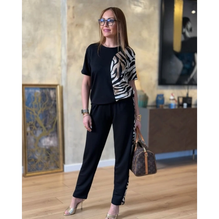 Kadın Kısa Kollu Bisiklet Yaka Zebra Desen Bluz Ve Pantolon Ikili Takım