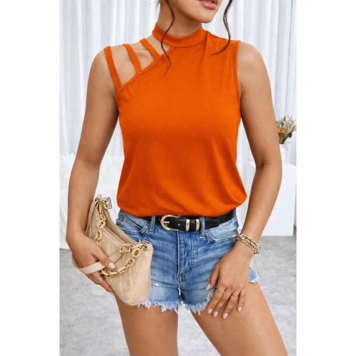 Kadın Omuzdan şerit Detaylı Yarı Balıkçı Yaka Viskon Bluz