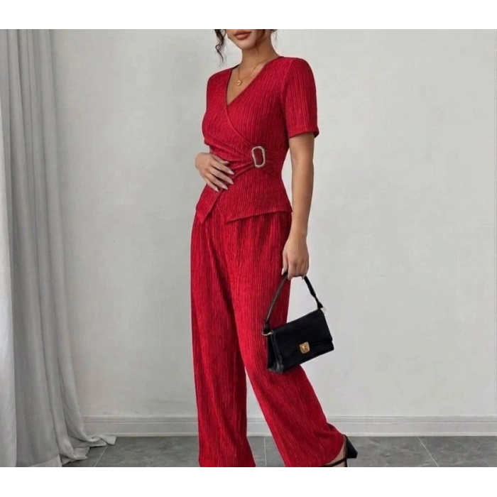 Kadın Toka Detaylı Kruvaze Takım