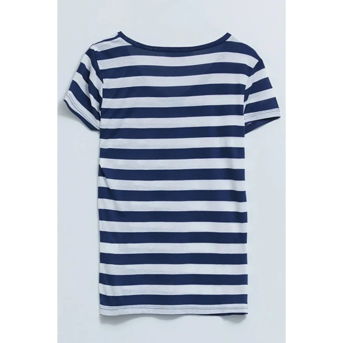Lacivert V Yaka Çizgili Kısa Kollu Kadın Tişört
