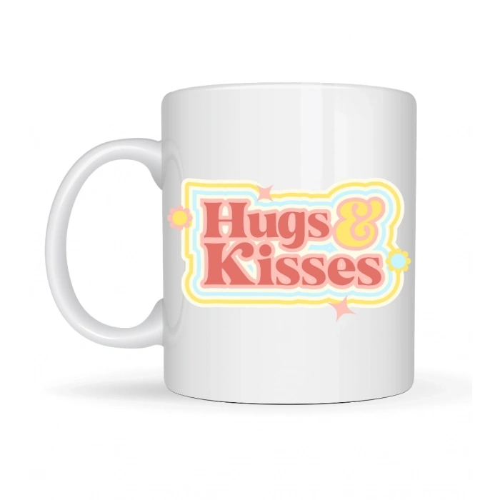 Model 30 – Hugs & Kisses Tasarımlı Porselen Kupa - Sevdiklerine Sıcacık Bir Mesaj