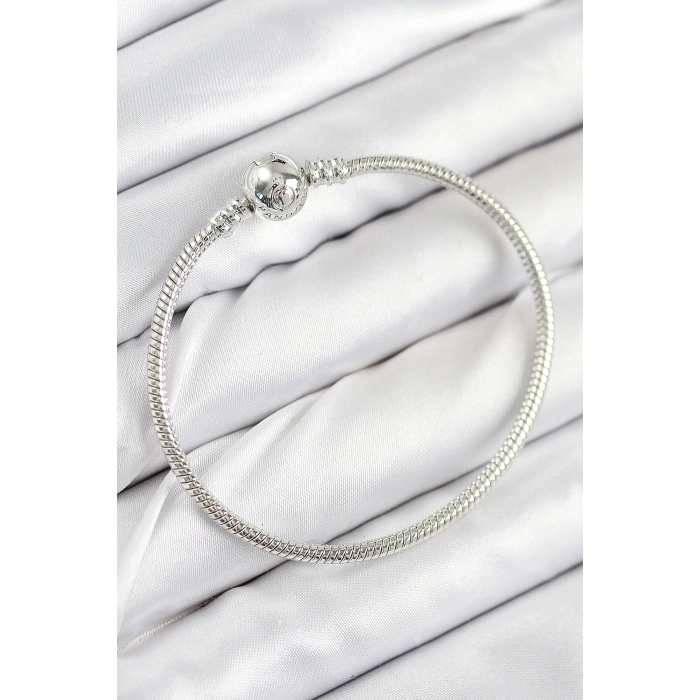 Pirinç Charm Topcuk Model Gümüş Renk Kadın Bileklik