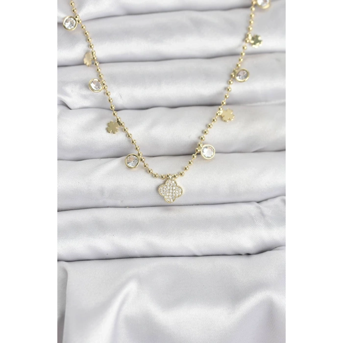 Pirinç Gold Renk Yonca Model Kadın Kolye