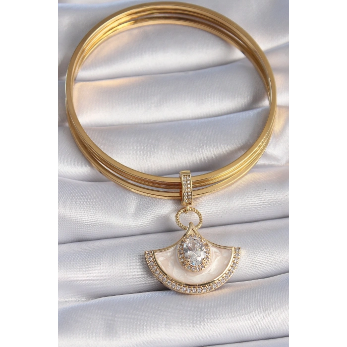 Pirinç Gold Renk Zirkon Taş Detaylı Beyaz Mineli Ajda Charm