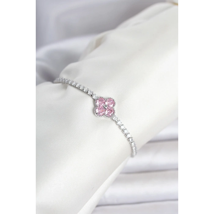 Pirinç Gümüş Renk Pembe Zirkon Taşlı Yonca Model Su Yolu Kadın Bileklik