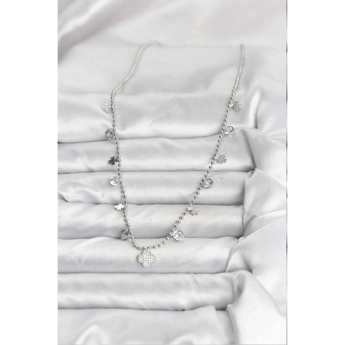 Pirinç Gümüş Renk Yonca Model Kadın Kolye