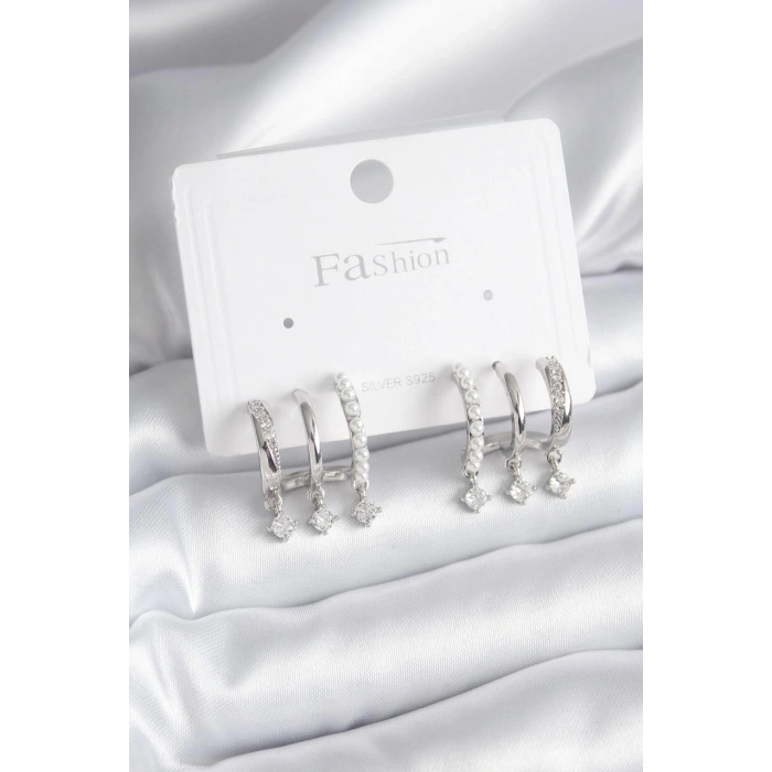 Pirinç Gümüş Renk Zirkon Taş Detay İncili Kadın Küpe