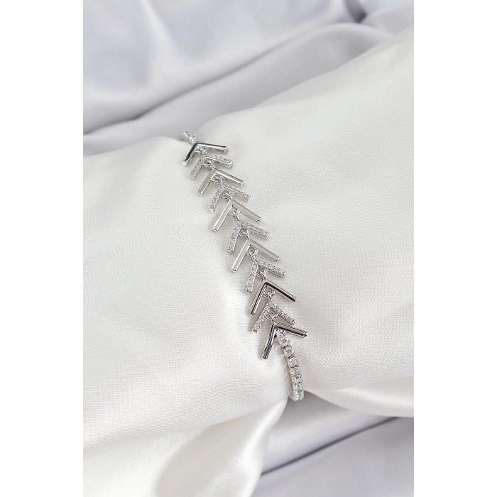 Pirinç Gümüş Renk Zirkon Taşlı Balık Sırtı Kadın Bileklik