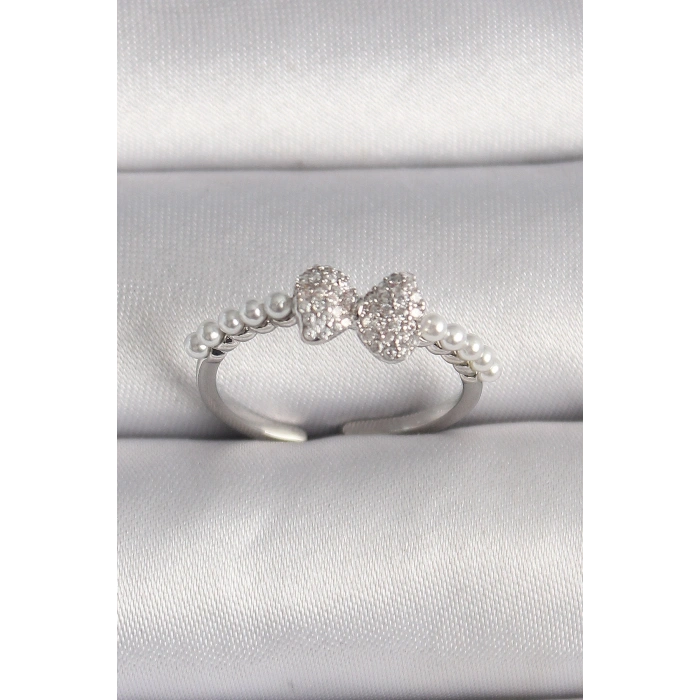 Pirinç Gümüş Renk Zirkon Taşlı Fiyonk İnci Detay Ayarlanabilir Yüzük