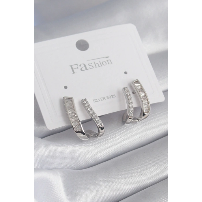 Pirinç Gümüş Renk Zirkon Taşlı Kadın Küpe