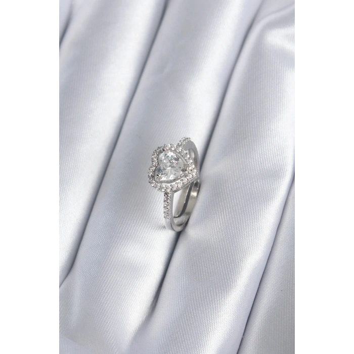 Pirinç Gümüş Renk Zirkon Taşlı Kalp Charm Model Kadın Yüzük