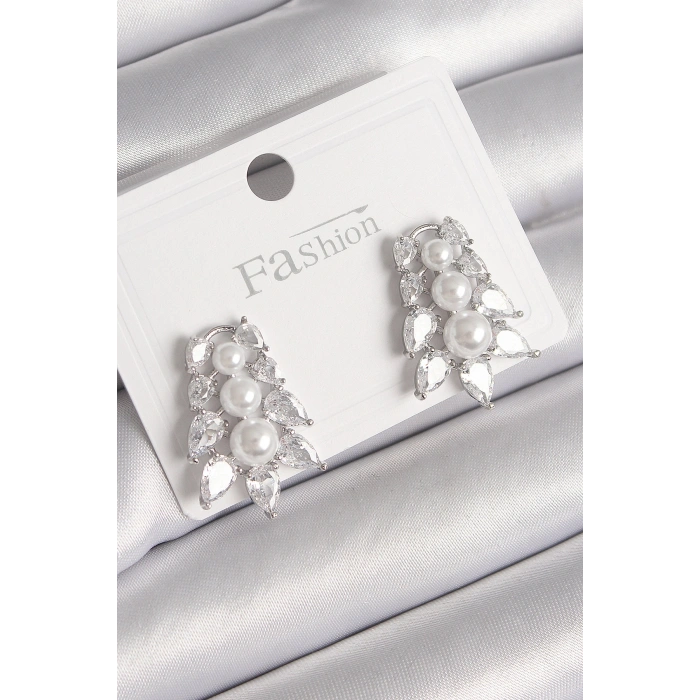 Pirinç Gümüş Renk Zirkon Taşlı Yaprak Model İnci Detay Kadın Küpe