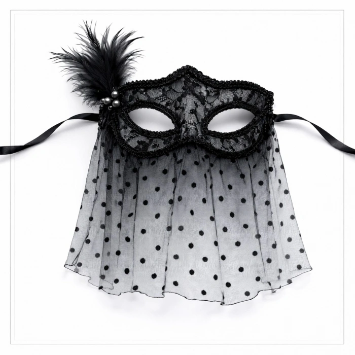 Siyah Dantel Tüllü Peçeli Parti Maskesi - Tüylü İnci Detaylı