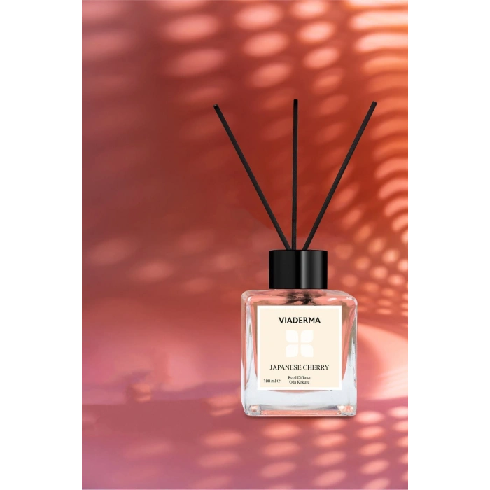 Viaderma Kare Şişe Japon Kiraz Esası Bambu Çubuklu Oda Kokusu 100 ml