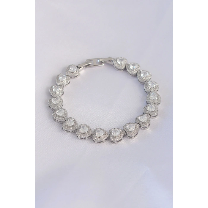 Vip Seri Pirinç Zirkon Taşlı Gümüş Renk Kalp Model Bileklik