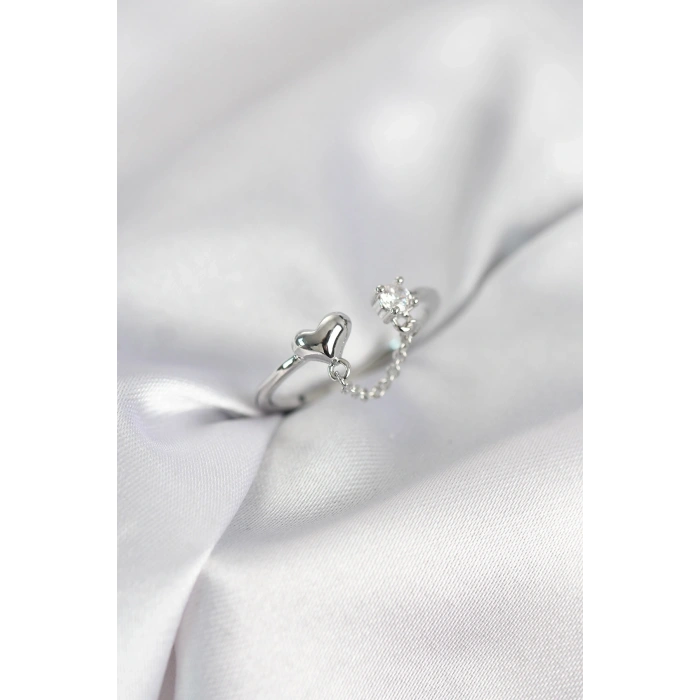 Zincir Sallantılı Kalp Model Gümüş Renk Kadın Yüzük