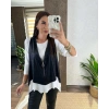 Kadın Uzun Kol Asimetrik Kesim Viskon Bluz Ve çatlak Deri Görünümlü Fermuar Detaylı Yelek Ikili Takım