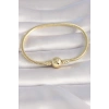 Pirinç Gold Renk İşleme Detay Charm Model Kadın Bileklik
