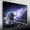 Uzayda Astronot ve Meteor Yağmuru Kanvas Tablo 50 x 70