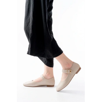 2606 Bej Baretli Günlük Bayan Ayakkabı