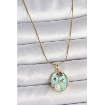 316L Çelik Gold Renk Zincir Mavi Çiçek İşlemeli İnci Detay Portre Model Kadın Kolye