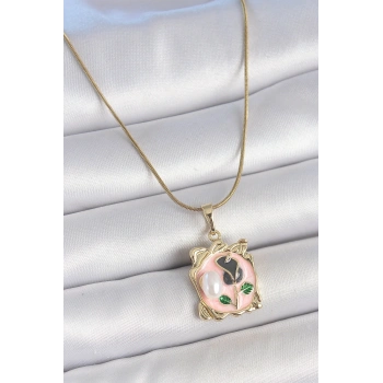 316L Çelik Gold Renk Zincir Pembe Mineli Çiçek İşlemli İnci Detay Portre Model Kadın Kolye