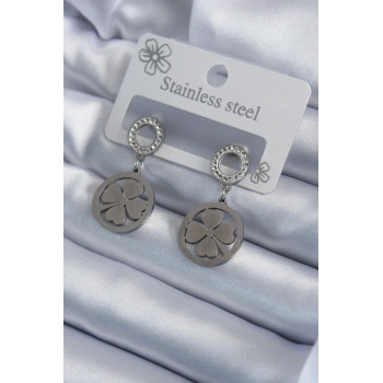 316L Çelik Gümüş Renk Zirkon Taşlı Yonca Model İşleme Detay Kadın Küpe