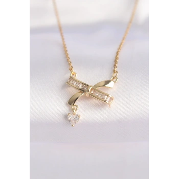 316L Çelik Zincir Altın Renk Zirkon Taşlı Kalp Detay Fiyonk Kolye