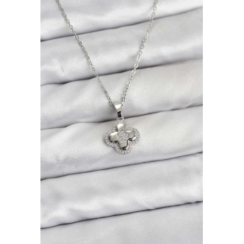 316L Çelik Zincir Gümüş Renk Zirkon Taşlı Yonca Model Kadın Kolye
