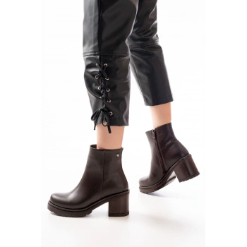 767-3020 Kahverengi Fermuarlı Kalın Topuklu Günlük Kadın Bot