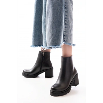 767-3020 Siyah Fermuarlı Kalın Topuklu Günlük Kadın Bot