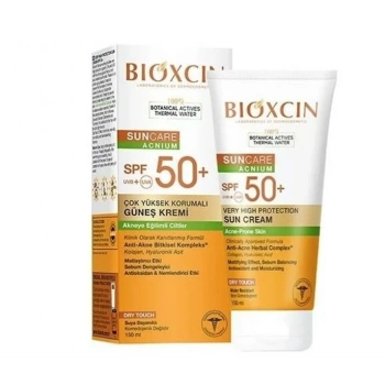 Bioxcin Sun Care Akneye Eğilimli Ciltler İçin Spf50+ Güneş Kremi 150 ml