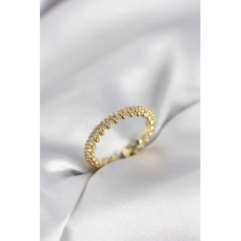 Gold Renk Sıralı Zirkon Taşlı Model Kadın Yüzük