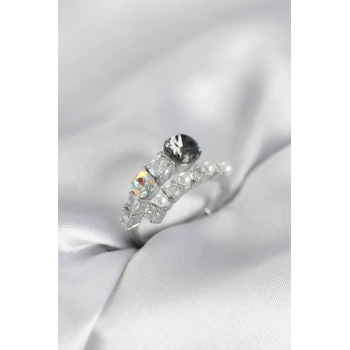 Gümüş Renk Pirinç Zirkon Taşlı İncili Kadın Yüzük