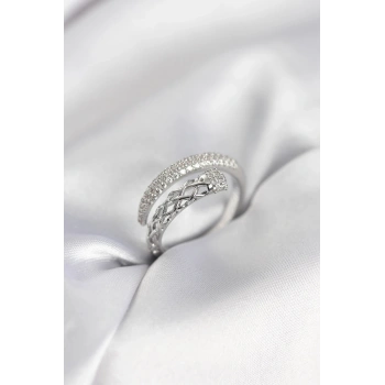 Gümüş Renk Zirkon Taşlı Sarmal Kadın Yüzük