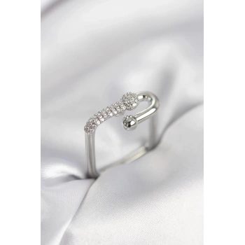 Gümüş Renk Zirkon Taşlı Tifani Model Kare Kadın Yüzük