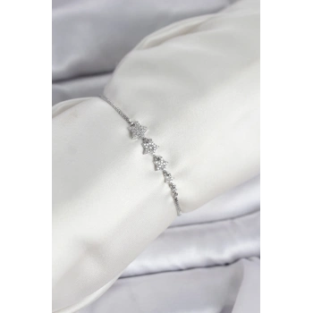 Gümüş Renk Zirkon Taşlı Yıldız Model Asansörlü Kadın Bileklik