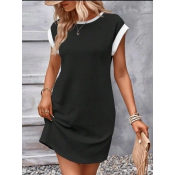 Kadın Kısa Kollu Yuvarlak Yakalı Kontrast Manset Detaylı Kısa Janjan Krep Elbise